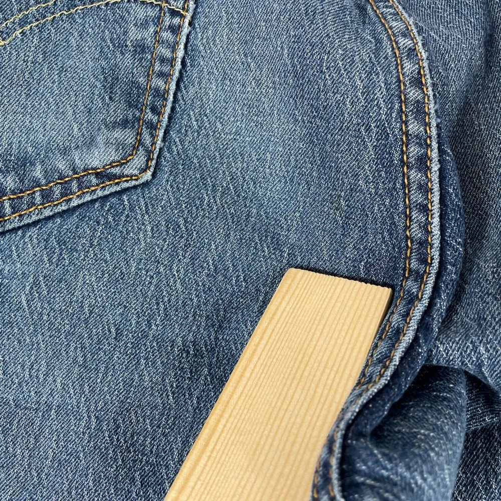 Levis 505 Regular Fit Jeans Mens 33x34 Blue Denim Straight Leg Stretch